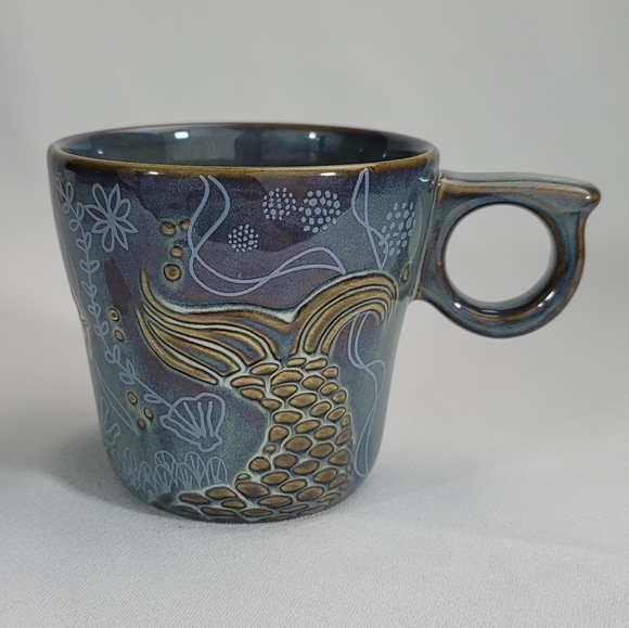 Starbucks 2016 Siren Tail Coffe Cup Mug - Picture 12 of 12